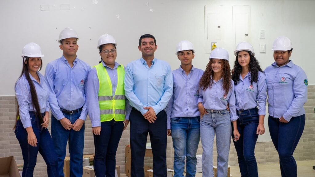 escuela de logistica cbn